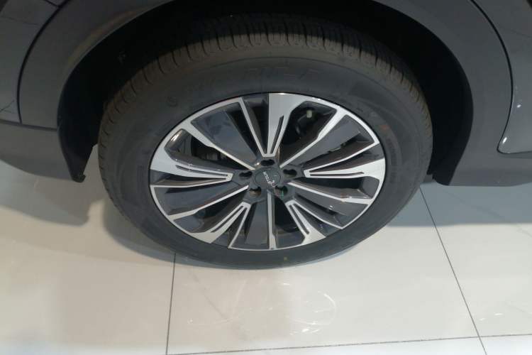 Used JETOUR X70 PLUS 2025 1.5T CVT Flagship PRO 5-Seater