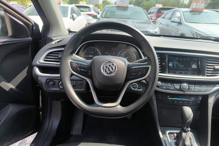 Used Buick GT 2015 18T Dual-Clutch Luxury Model
