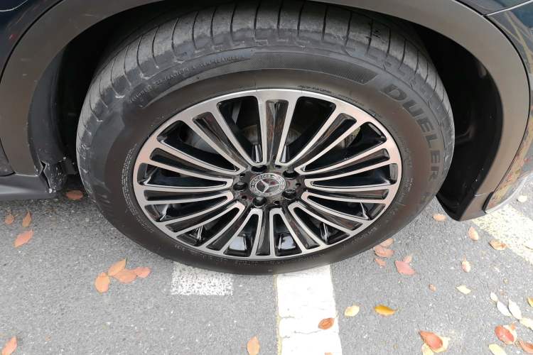 Used Mercedes-Benz GLC 2019 GLC 260 L 4MATIC Dynamic Model Right Front Wheel Hub