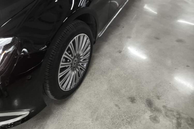 Used Mercedes-Benz E-Class 2023 E 300 L Stylish Model
