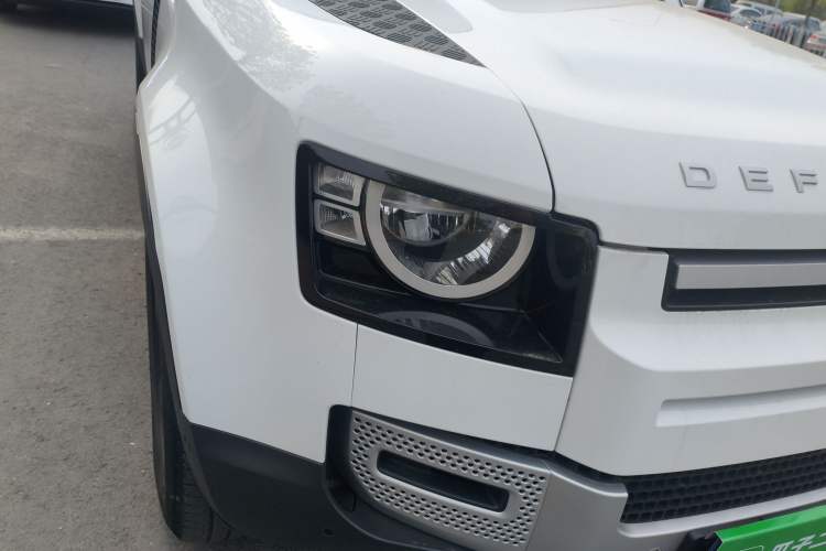 Used Land Rover Defender  Right Front Headlight