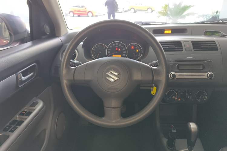 Used Suzuki Swift 2014 1.5L Automatic Fashion Edition
