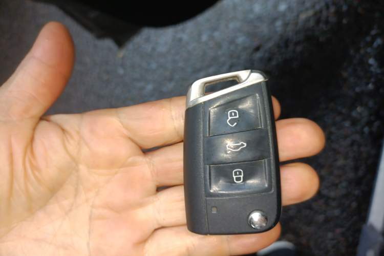 Used Volkswagen Sagitar 2021 280TSI DSG Comfort Connect Edition Vehicle Key