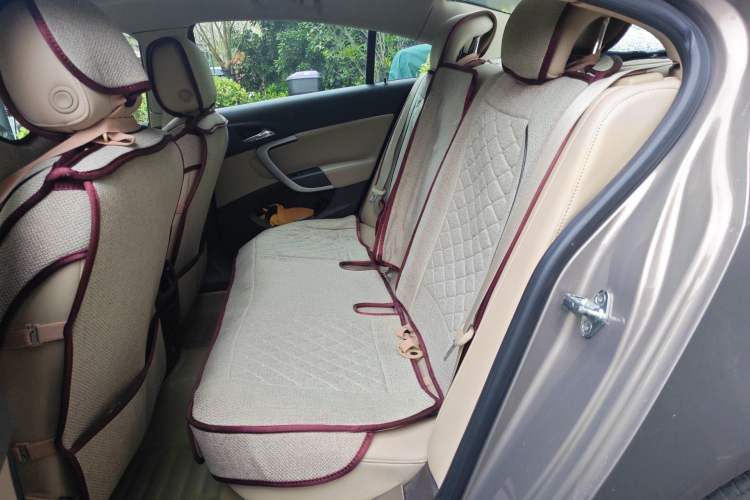 Used Buick Regal 2015 2.0L Leading Fashion Edition Left Rear Seat