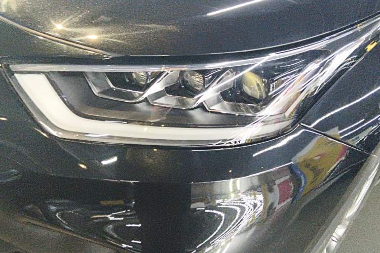 Used Toyota Highlander 2022 Dual-Engine 2.5L Four-Wheel Drive Supreme Edition 7-Seater Left Front Headlight