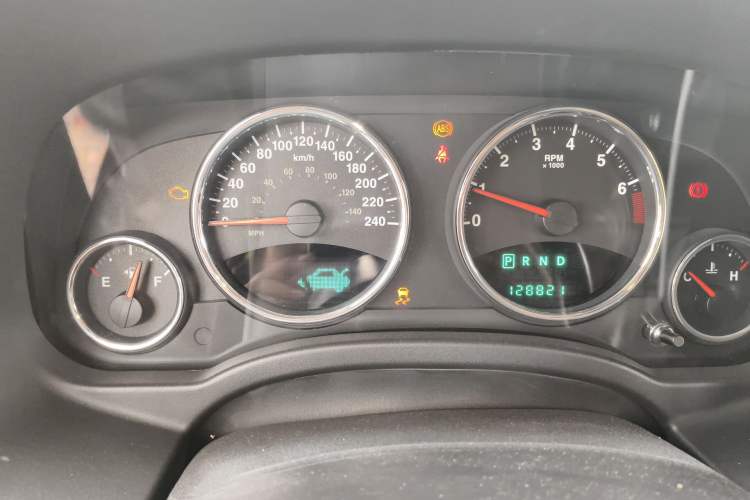 Used Jeep Patriot 2011 2.4 Luxury Edition Instrument Cluster