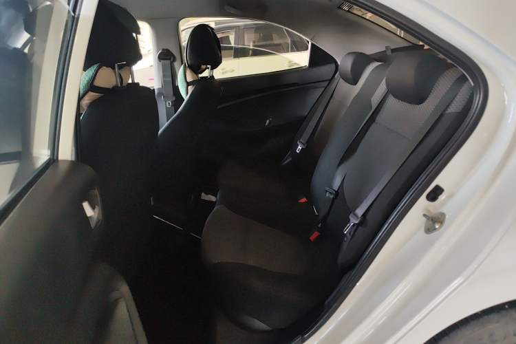 Used Hyundai Verna (older generation) 2017 1.4L Manual Refreshed Version China VI Standard