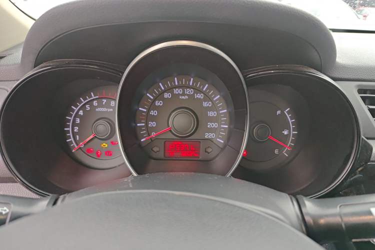 Used Kia K2 2015 Sedan 1.4L Automatic GLS