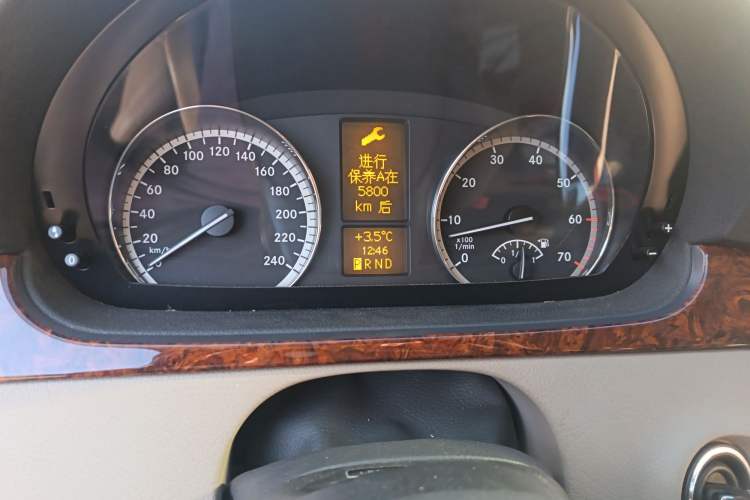 Used Mercedes-Benz Viano 2013 3.0L Comfort Edition Instrument Cluster