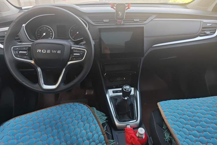 Used Roewe RX3 2021 PRO 1.6L Manual Flagship Model
