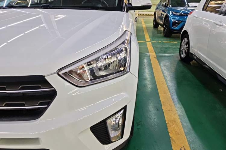 Used Hyundai ix25 2016 1.6T Dual-Clutch Two-Wheel Drive Smart GLS Model
