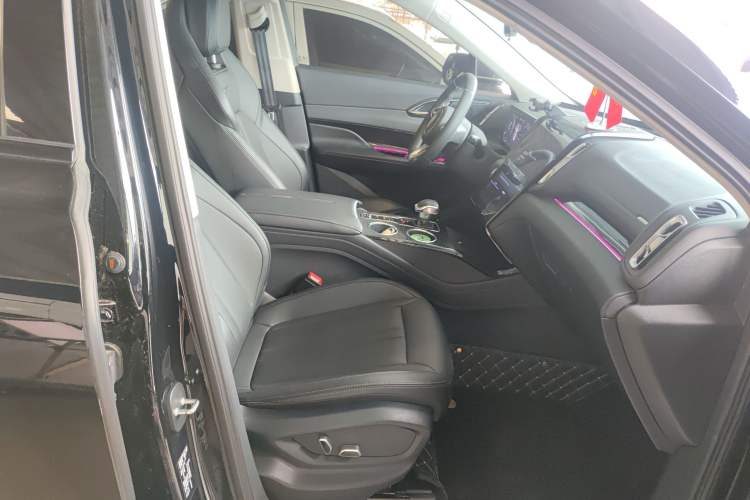 Used Hongqi HS3 2023 1.5T Two-Wheel Drive Shanwei Edition