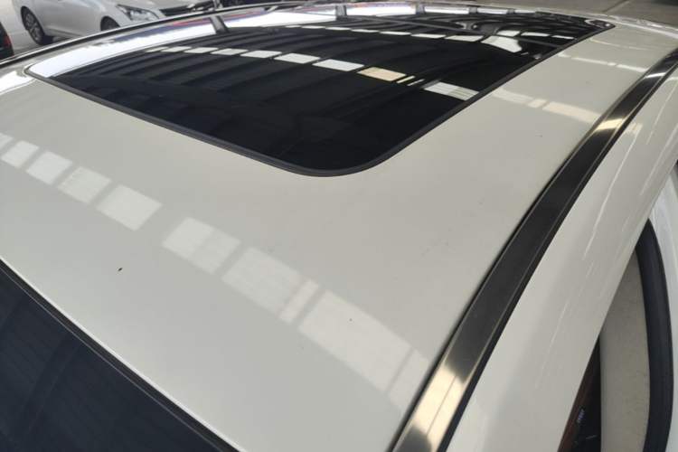 Used Geely Auto Emgrand GT 2015 1.8T Flagship Model