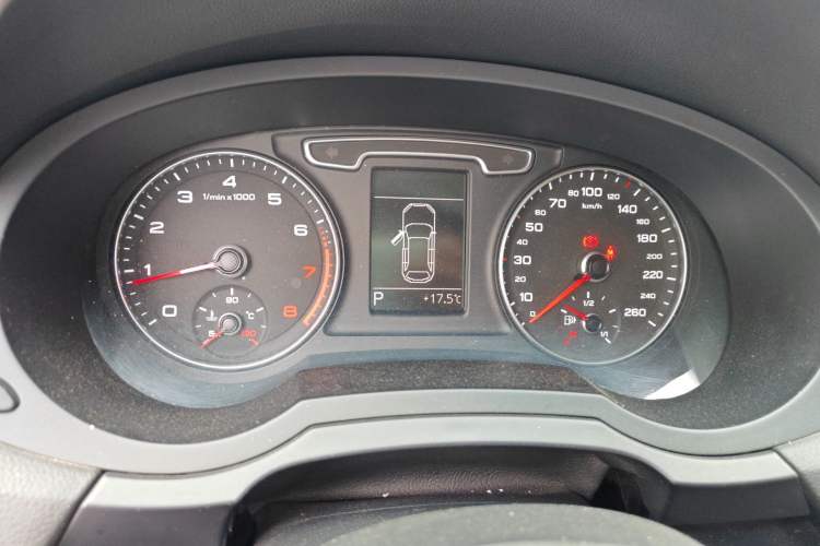 Used Audi Q3 2013 35 TFSI Comfort Model
