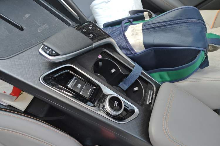 Used CHANGAN UNI-T 2022 1.5T Prestige Version