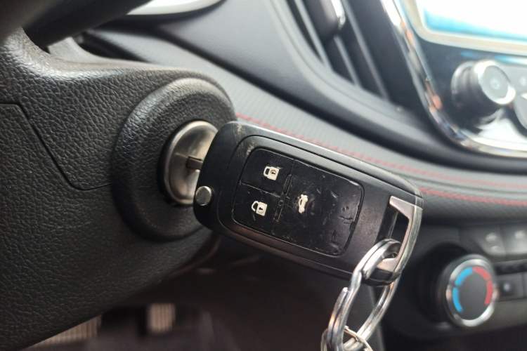 Used Chevrolet Monza 2020 Light Hybrid RS 330T Automatic Comfort Edition