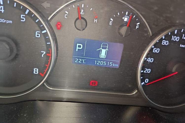 Used Kia Carens 2013 2.0L 5-Seater Automatic Standard Version China V Standard
