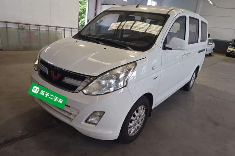 Used Wuling Rongguang V 2016 1.5L Standard Version