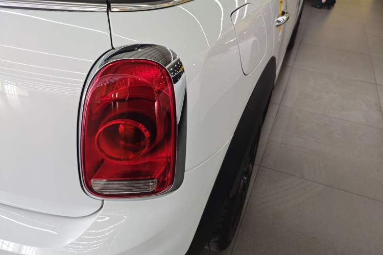 Used MINI Countryman 2019 1.5T COOPER Artist Weekend Travel Edition