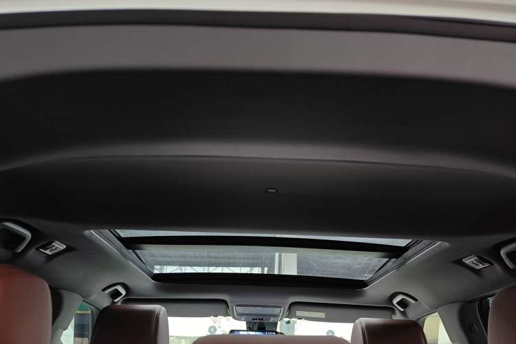 Used Honda UR-V 2017 370TURBO 2WD Prestige Edition China V
