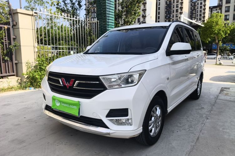 Used Wuling Hongguang 2019 1.5L S Comfort Edition China VI LAR