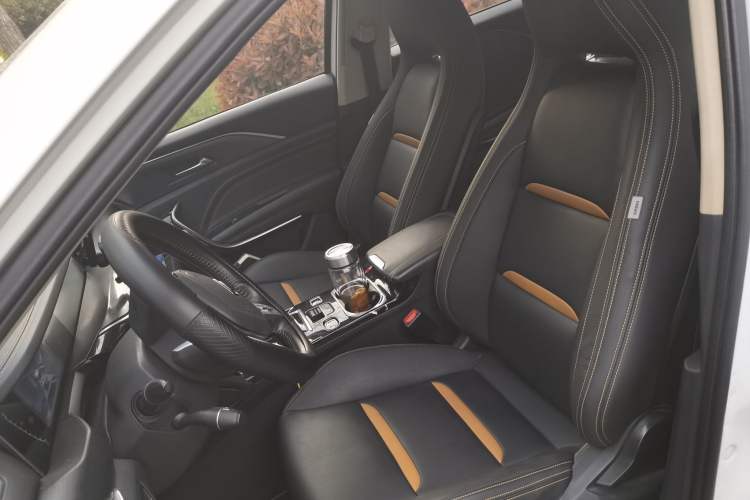 Used Bestune T77 2019 Facelift 230 TID Automatic Luxury Version China V Emission Standard Left Front Seat