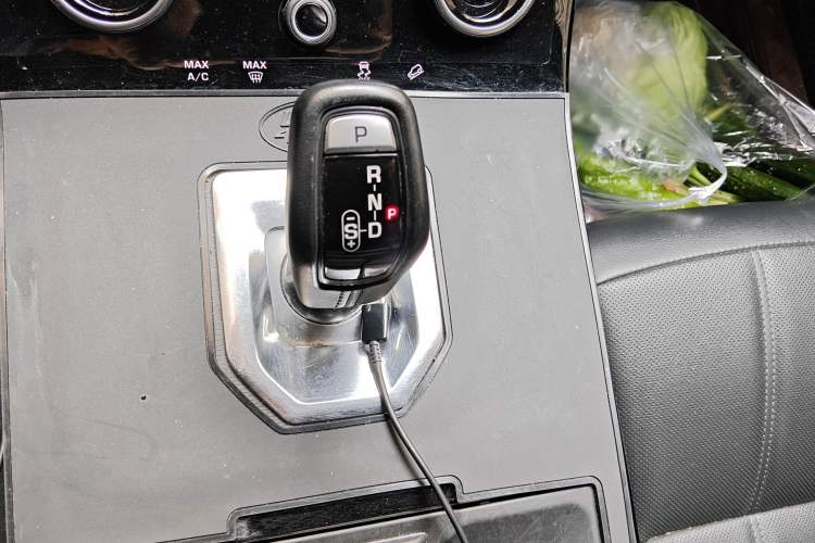 Used Land Rover Range Rover Evoque 2020 249 PS R-DYNAMIC SE Sport Technology Edition
