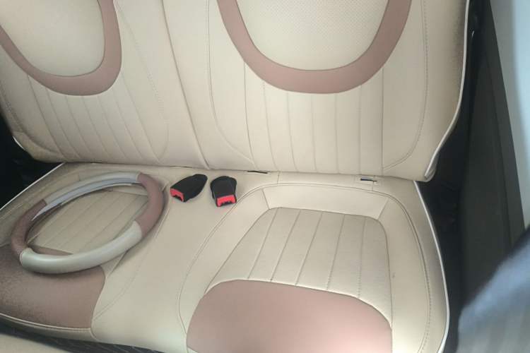 Used Wuling Hongguang MINIEV 2024 3rd Generation 215km Youth Edition Left Rear Seat