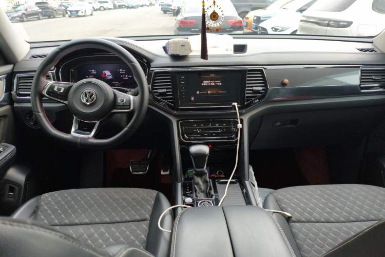 Used Volkswagen Teramont X 2019 380TSI Four-Wheel Drive Luxury Edition Center Console