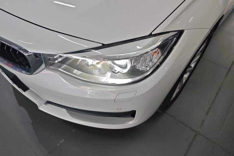 Used BMW 3 Series GT 2016 320i Fashion Model
