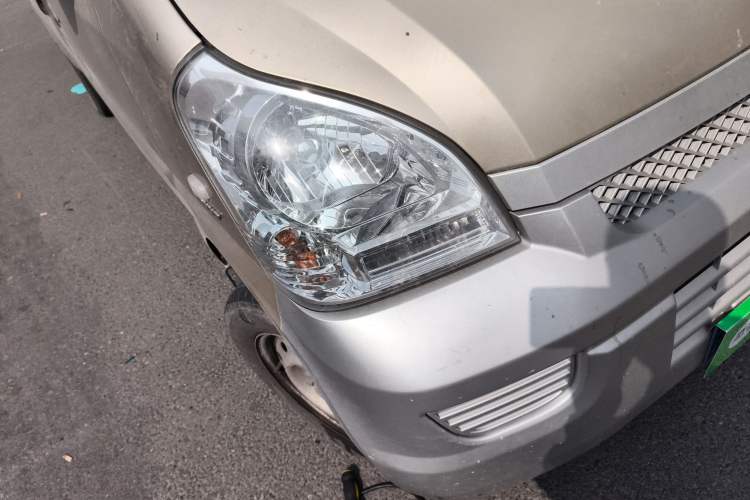 Used Wuling Rongguang 2019 1.5L Extended-Body Van Base Model with 2 Seats