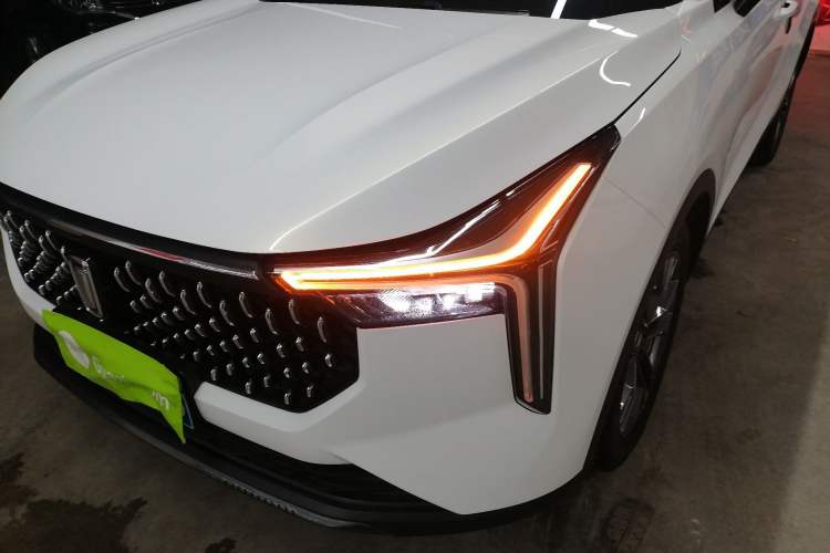 Used Bestune T55 2021 1.5T Automatic Joyful·Prestige Edition Left Front Headlight