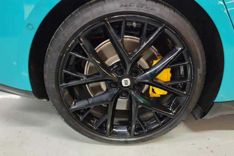 Used Xiaomi Auto SU7 2024 Four-Wheel Drive Ultra-Long Range Advanced Intelligent Driving Max Edition Exterior 5