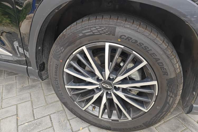 Used Chery Tiggo 8 PRO 2024 Champion Edition 290T Two-Wheel Drive Shining Version 5 Seats
