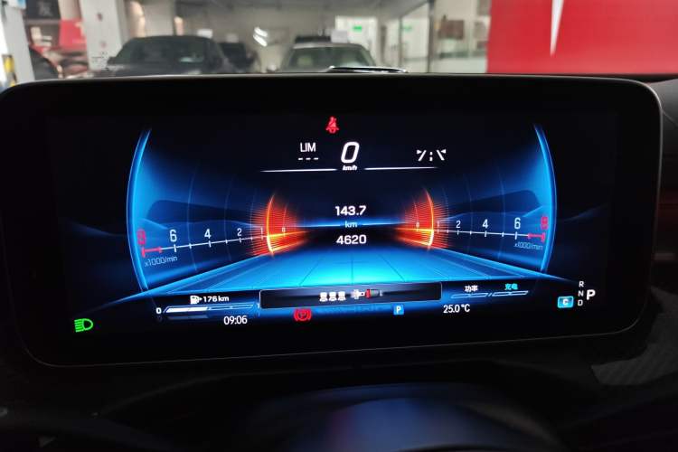 Used Mercedes-Benz C-Class AMG 2023 AMG C 43 4MATIC Estate Special Edition Instrument Cluster