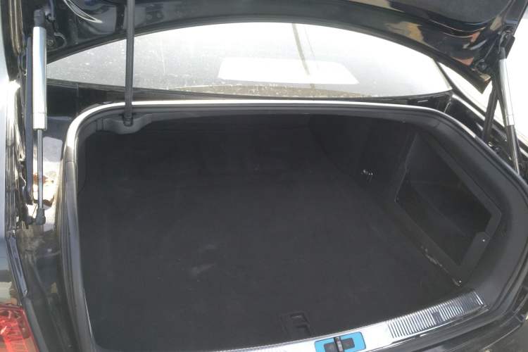 Used Volkswagen Phaeton 2014 3.0L Business Model