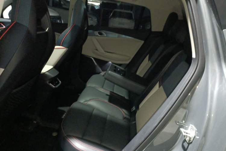 Used Lynk & Co 06 2020 1.5T YAO Halo
