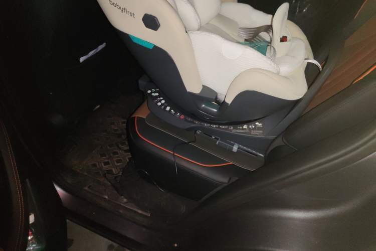 Used BYD Song PLUS New Energy 2021 DM-i 100KM Four-Wheel Drive Flagship PLUS Left Rear Seat