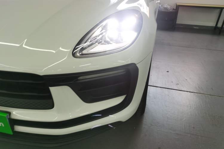 Used Porsche Macan 2024 Macan 2.0T