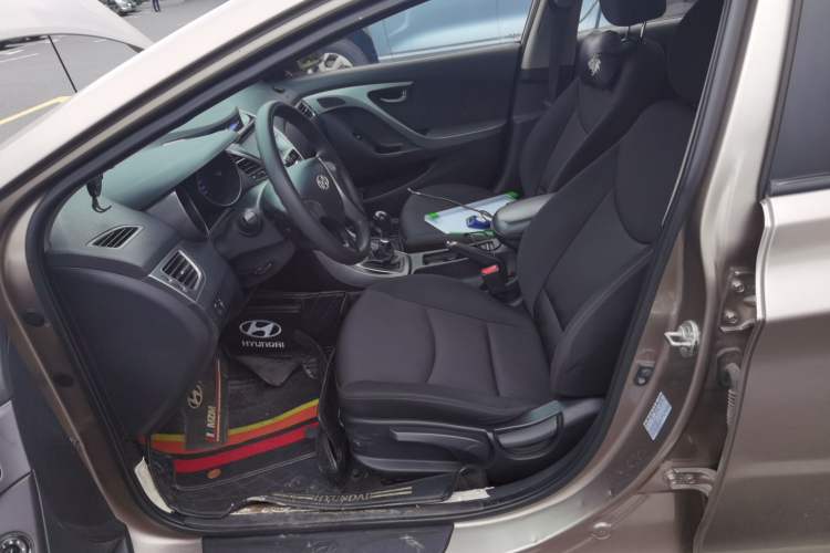Used Hyundai Elantra (5th Generation / Langdong) 2012 1.6L Manual Fashion Edition Left Front Seat
