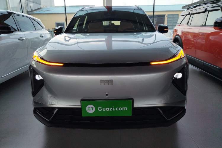 Used Geely Galaxy L7 2025 EM-i 115km Exploration+ Edition Front