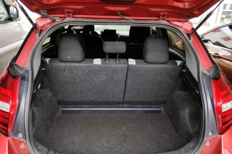 Used Toyota YARiS L Zhi Xuan 2020 1.5L CVT Leading Edition
