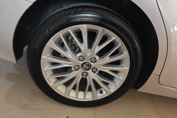 Used Toyota Camry 2018 2.5G Luxury Edition Right Rear Wheel Hub