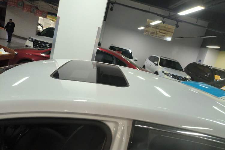 Used Roewe i6 2018 20T Automatic Flagship Edition
