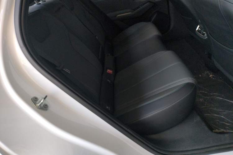 Used BYD Qin L 2025 DM-i Smart Drive 120KM Superior Model
