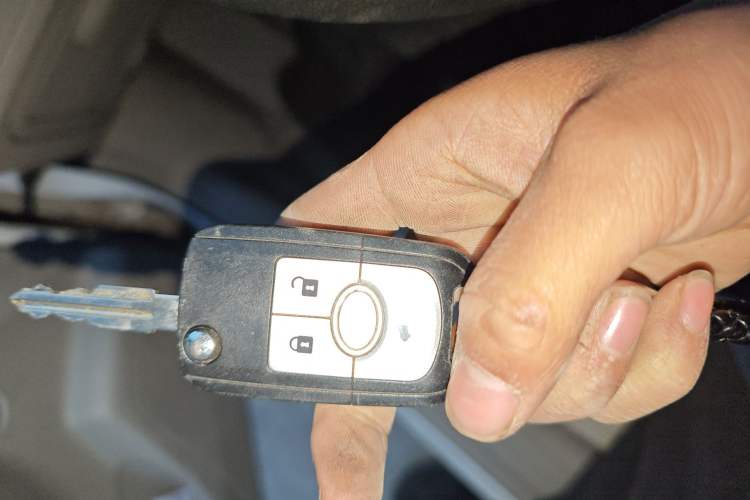 Used Buick Excelle 2015 1.5L Automatic Classic Model Vehicle Key