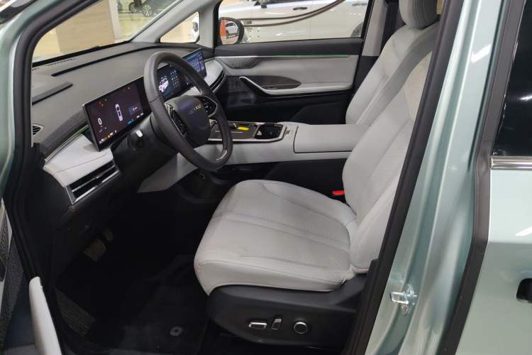 Used SAIC MAXUS Dajia 7 2024 Super Hybrid Ultra-Long Range Flagship Edition
