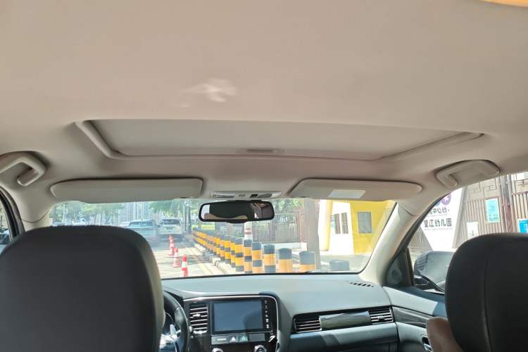 Used Mitsubishi Outlander 2018 2.4L 4x4 Elite Edition 5 Seats
