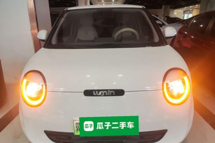 Used CHANGAN NEVO Lumin 2023 205km Xiangqin Version Front