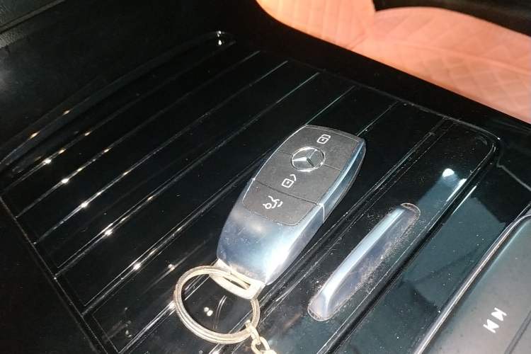 Used Mercedes-Benz A-Class 2021 A 200 L Sport Sedan Fashion Model
